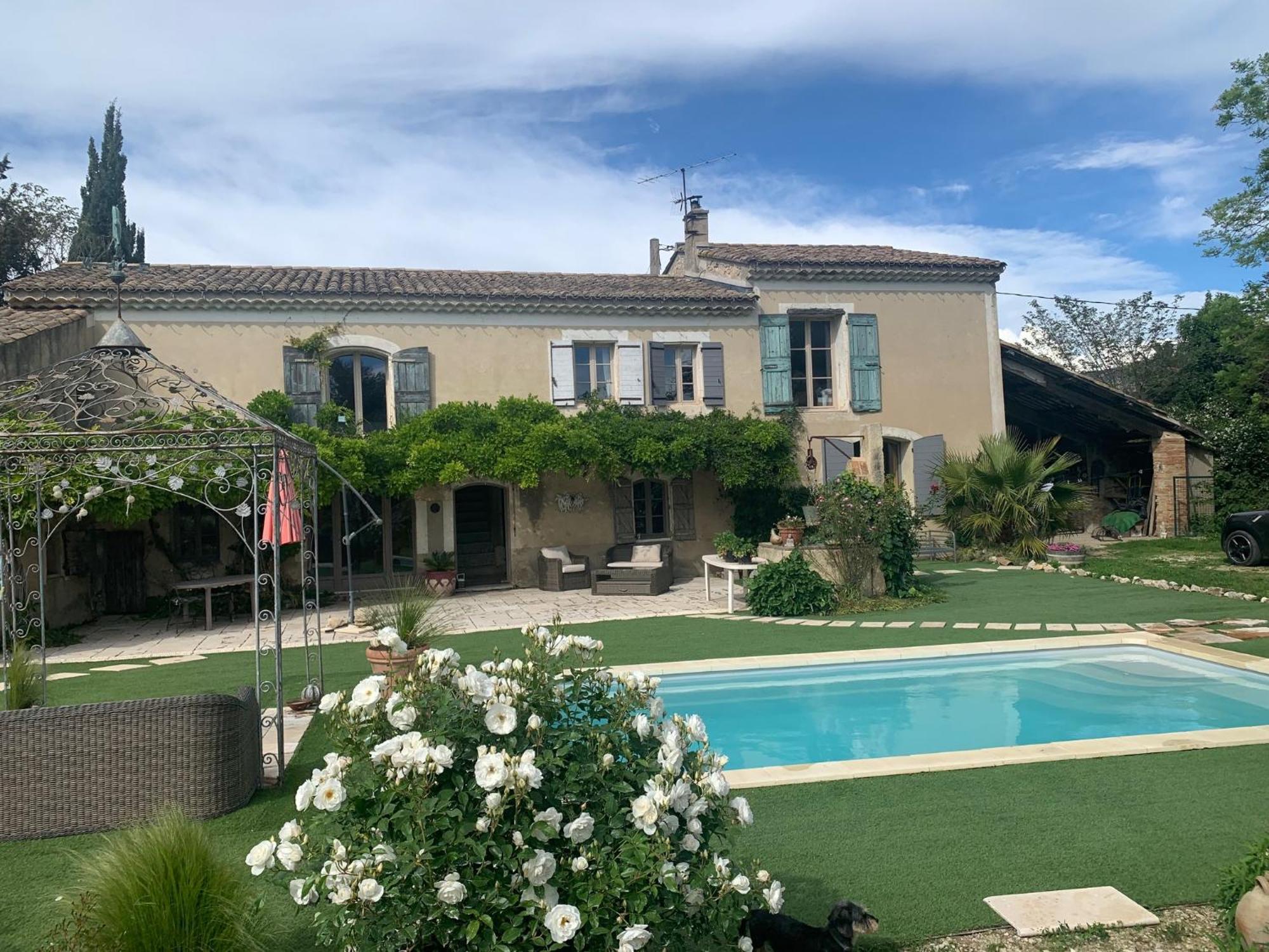 Brossard Bed & Breakfast Cavaillon Exterior photo