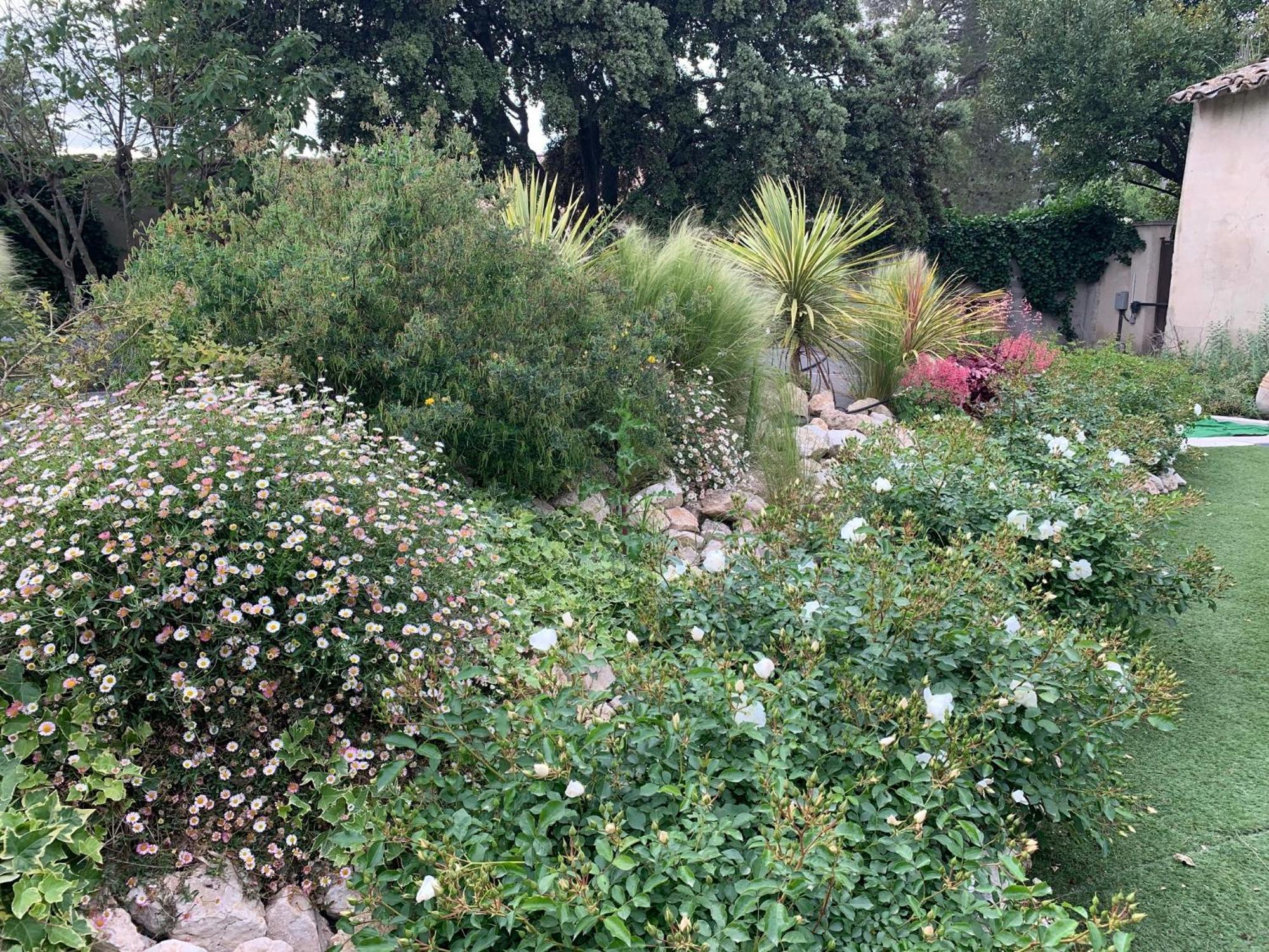 Brossard Bed & Breakfast Cavaillon Exterior photo